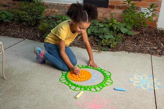 Spirograph Giant Outdoor Jumbo Sidewalk Chalk - Arts and Crafts - Outdoor Activities - Outdoor Toys, Kids Toys, Art Supplies, Craft Supplies, Drawing Kit, Spiral Art, Ages 5+