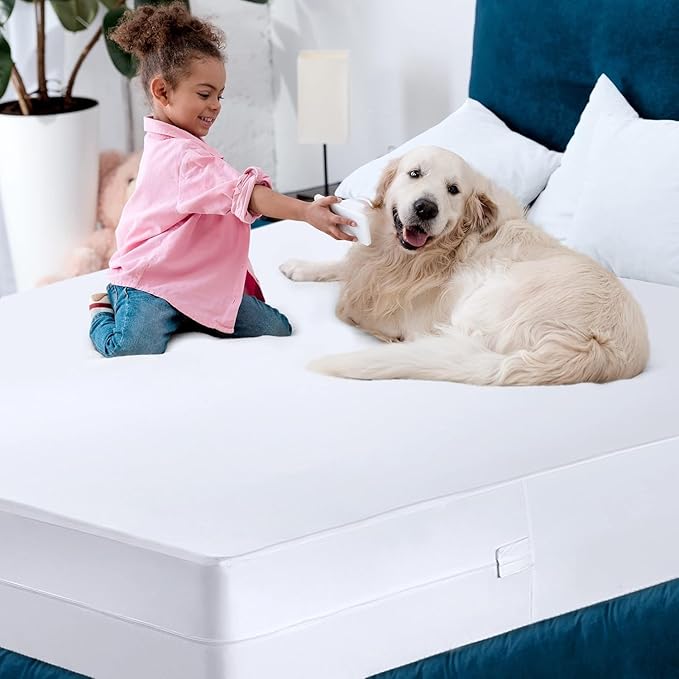 Utopia Bedding Mattress Protector Zippered Super Queen Size, 100% Waterproof Bed Bug and Dust Mite Proof Mattress Encasement, Absorbent 6 Sided Mattress Cover