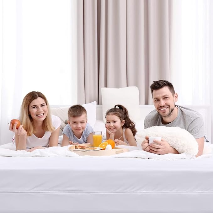Utopia Bedding Mattress Protector Zippered Super Queen Size, 100% Waterproof Bed Bug and Dust Mite Proof Mattress Encasement, Absorbent 6 Sided Mattress Cover