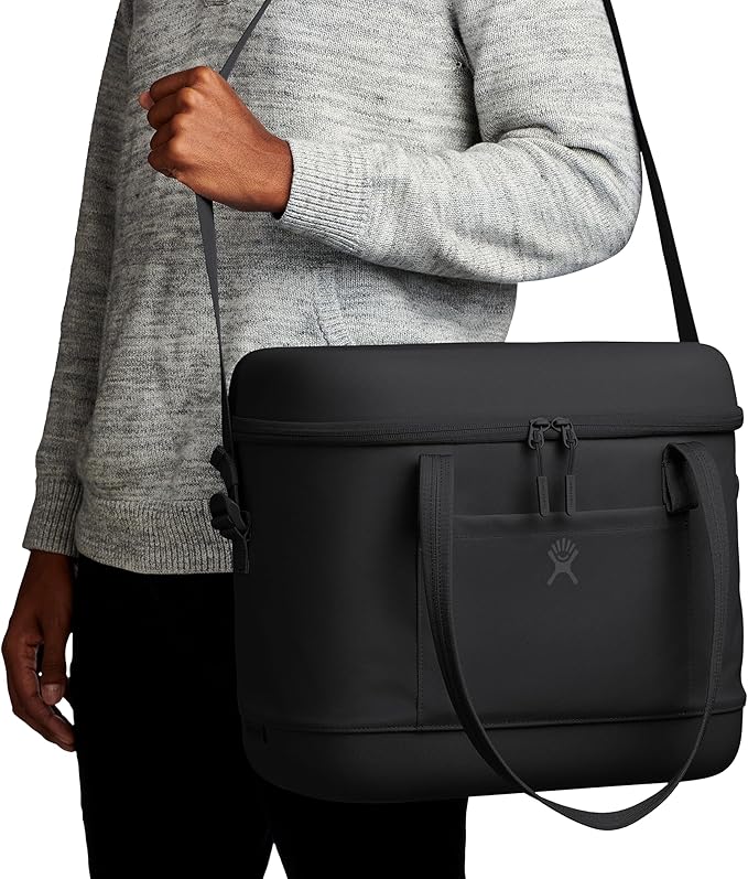 Hydro Flask Cooler Bag - Insulated Portable Soft Cooler - 20 L Capacity in Black